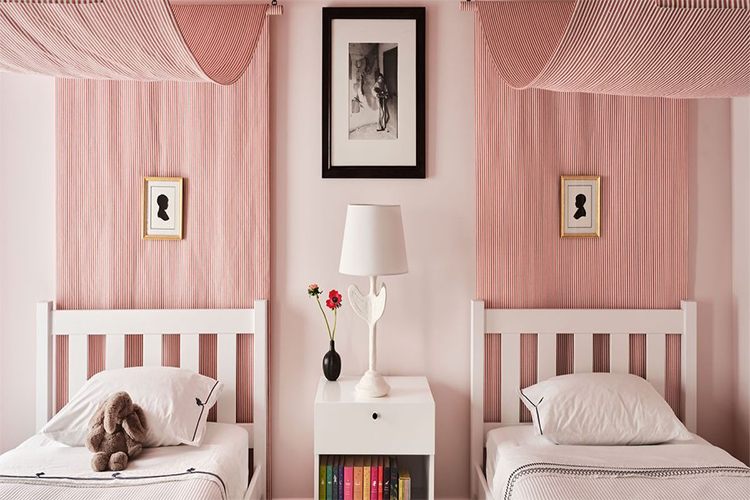 17 ways you can add glamour to your bedroom.