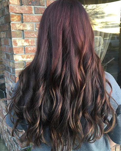 15 Surprising Mahogany Hair Color Ideas You'll Love To Try